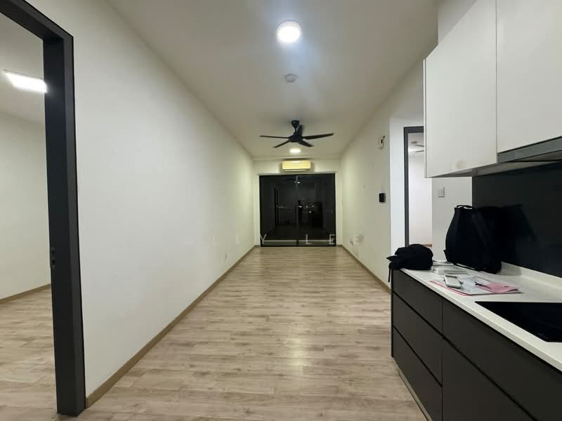 Kediaman Servis untuk Disewa di Emporis - Ally Lee - Corridor - PropertyGuru.com.my