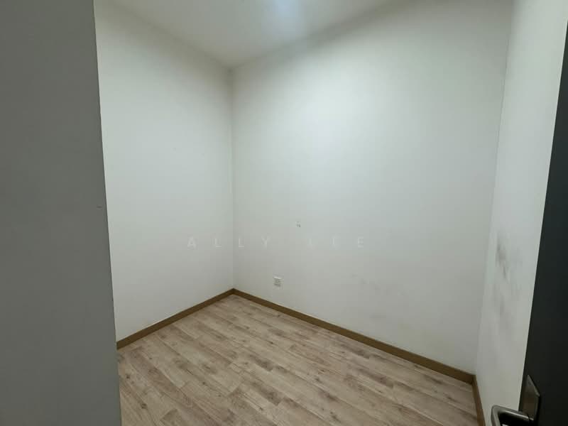 Kediaman Servis untuk Disewa di Emporis - Ally Lee - Interior - PropertyGuru.com.my