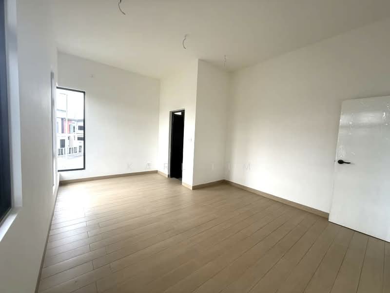 Rumah Berkembar untuk Dijual di Bandar Uda Utama (Johor Bahru) - Karl Lim - Interior - PropertyGuru.com.my