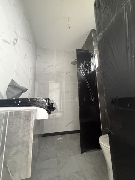 Rumah Berkembar untuk Dijual di Bandar Uda Utama (Johor Bahru) - Karl Lim - Bathroom - PropertyGuru.com.my
