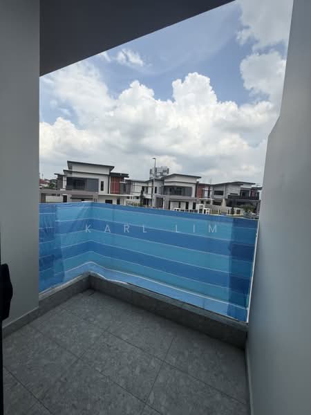 Rumah Berkembar untuk Dijual di Bandar Uda Utama (Johor Bahru) - Karl Lim - Balcony - PropertyGuru.com.my