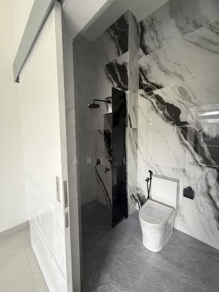 Rumah Berkembar untuk Dijual di Bandar Uda Utama (Johor Bahru) - Karl Lim - Bathroom - PropertyGuru.com.my