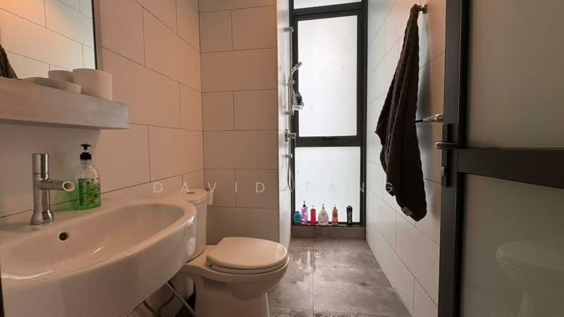 Kondominium untuk Disewa di Twy Duplex Condos - David Tang - Bathroom - PropertyGuru.com.my