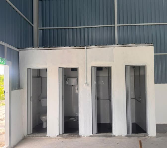 Gudang untuk Disewa di Bukit Mertajam (Penang) - Cai Yan - Bathroom - PropertyGuru.com.my