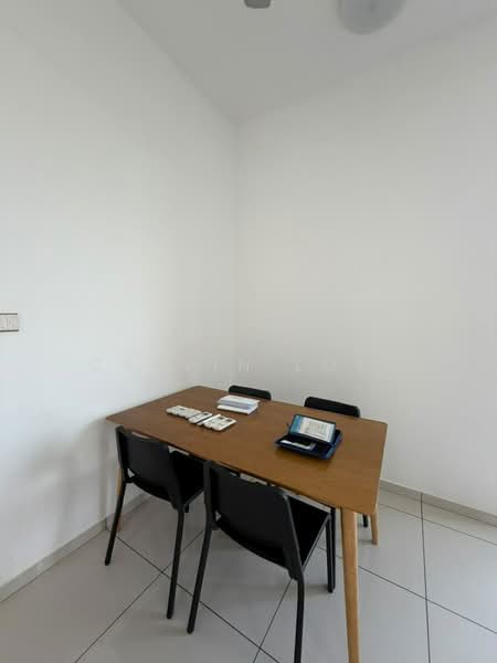 Kondominium untuk Disewa di PAR 3 - Calvin Loke - Dining Room - PropertyGuru.com.my