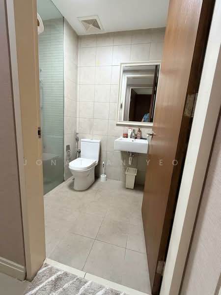 Servis Apartment untuk Dijual di Setia SKY Residences - Jonathan Yeoh - Bathroom - PropertyGuru.com.my