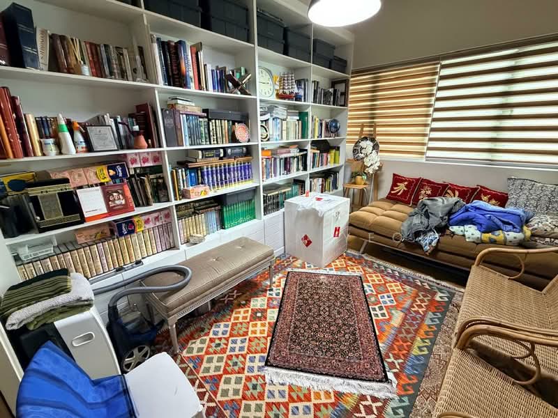 Servis Apartment untuk Dijual di Setia SKY Residences - Jonathan Yeoh - Study - PropertyGuru.com.my