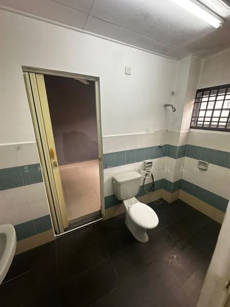 Rumah Teres untuk Disewa di Kulai (Johor) - Sha Saravanan - Bathroom - PropertyGuru.com.my
