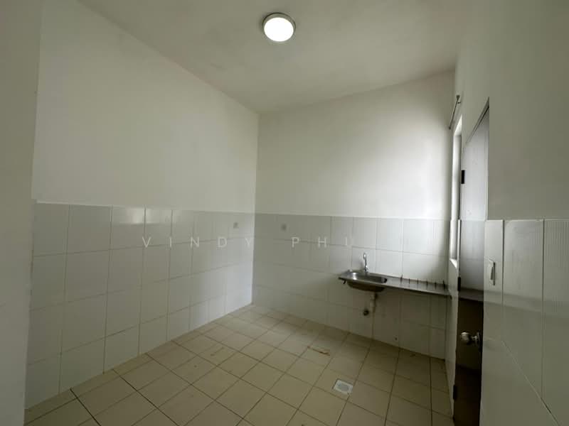 Semi-Detached House for Sale in Setia Ecohill (Semenyih) - Vindy Phuah - Kitchen - PropertyGuru.com.my
