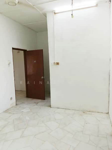 Rumah Teres 2-Tingkat untuk Disewa di Taman Sri Muda (Shah Alam) - Zuraina Rajudin - Interior - PropertyGuru.com.my
