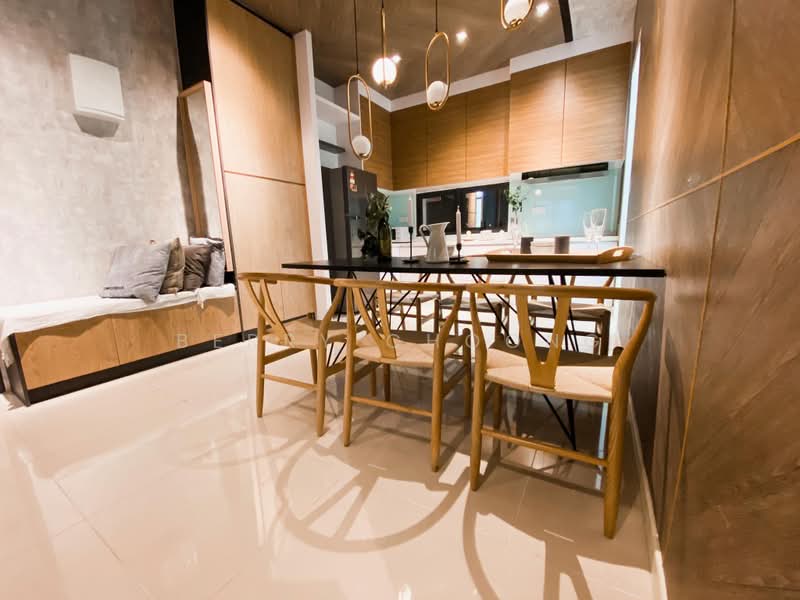 Kediaman Servis untuk Dijual di Avantro Residences - Berry Choong - Dining Room - PropertyGuru.com.my