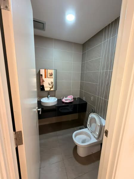 Rumah Berkembar untuk Dijual di Eco Botanic (Iskandar Puteri (Nusajaya)) - Kate Tee - Bathroom - PropertyGuru.com.my