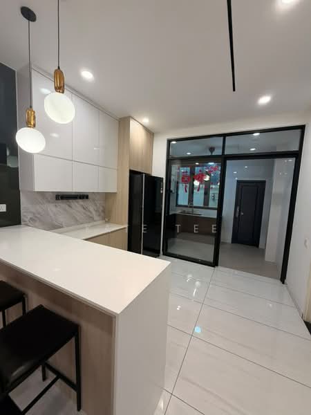 Rumah Berkembar untuk Dijual di Eco Botanic (Iskandar Puteri (Nusajaya)) - Kate Tee - Kitchen - PropertyGuru.com.my
