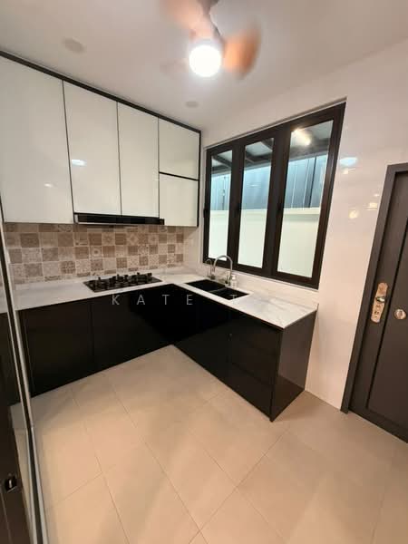 Rumah Berkembar untuk Dijual di Eco Botanic (Iskandar Puteri (Nusajaya)) - Kate Tee - Kitchen - PropertyGuru.com.my