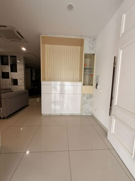 Rumah Berkembar untuk Dijual di Eco Botanic (Iskandar Puteri (Nusajaya)) - Kate Tee - Entrance - PropertyGuru.com.my