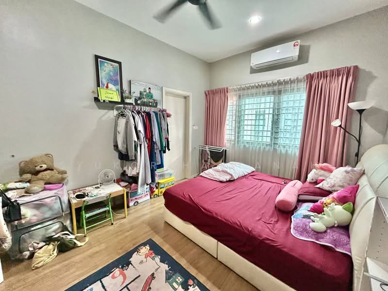 2-storey Terraced House for Sale in Shah Alam (Selangor) - Syukor Hartanah - Bedroom - PropertyGuru.com.my