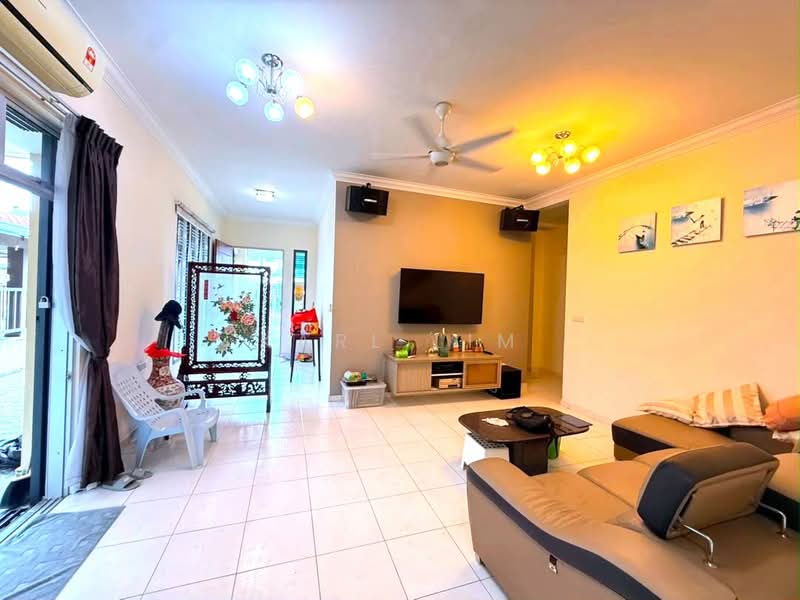 2-storey Terraced House for Sale in Taman Nusa Idaman (Iskandar Puteri (Nusajaya)) - Karl Lim - Living Room - PropertyGuru.com.my