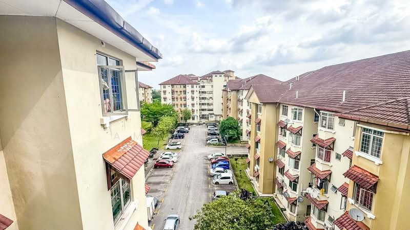 Pangsapuri untuk Dijual di Seri Ixora Apartment - Amzar Faiz - PropertyGuru.com.my