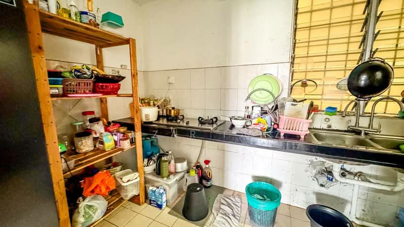 Pangsapuri untuk Dijual di Seri Ixora Apartment - Amzar Faiz - PropertyGuru.com.my