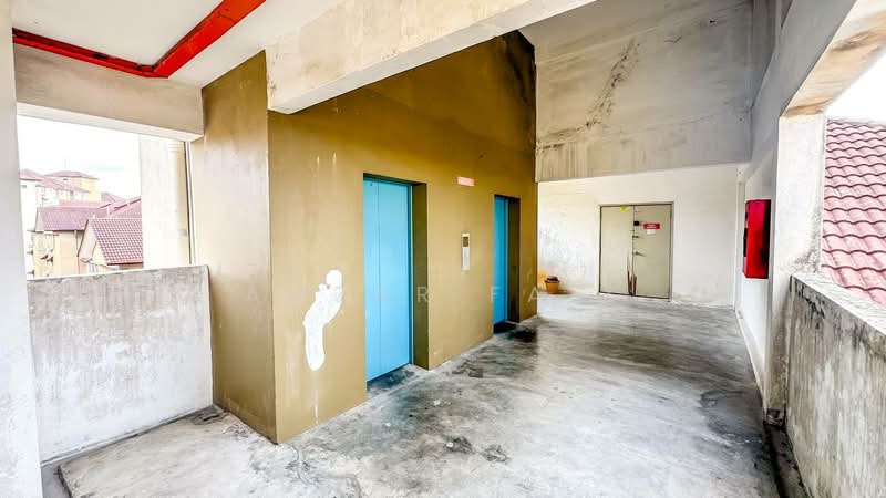 Pangsapuri untuk Dijual di Seri Ixora Apartment - Amzar Faiz - PropertyGuru.com.my