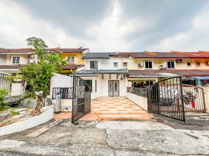 2-storey Terraced House for Sale in Taman Bukit Permai (Ampang) - Azli Ibrahim - Exterior - PropertyGuru.com.my
