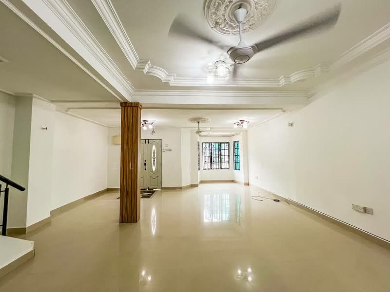 2-storey Terraced House for Sale in Taman Bukit Permai (Ampang) - Azli Ibrahim - Living Room - PropertyGuru.com.my