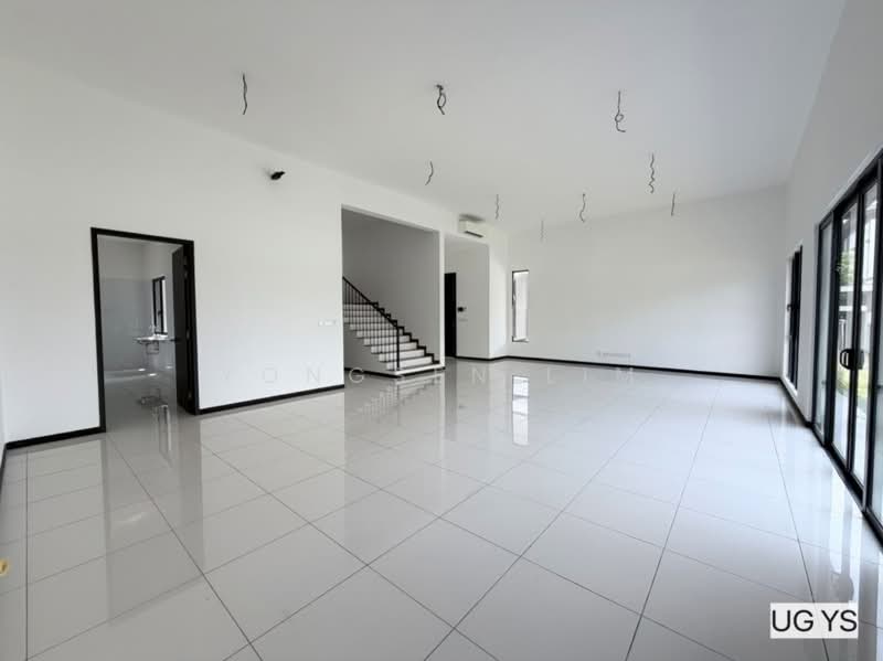 Semi-Detached House for Sale in Telok Panglima Garang (Selangor) - Yongsen Lim - Living Room - PropertyGuru.com.my