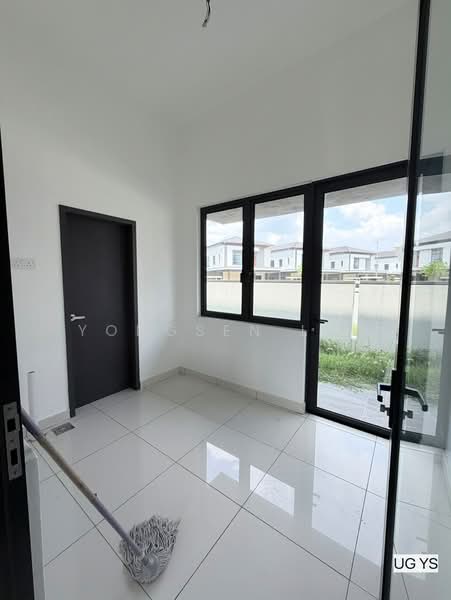Semi-Detached House for Sale in Telok Panglima Garang (Selangor) - Yongsen Lim - Interior - PropertyGuru.com.my