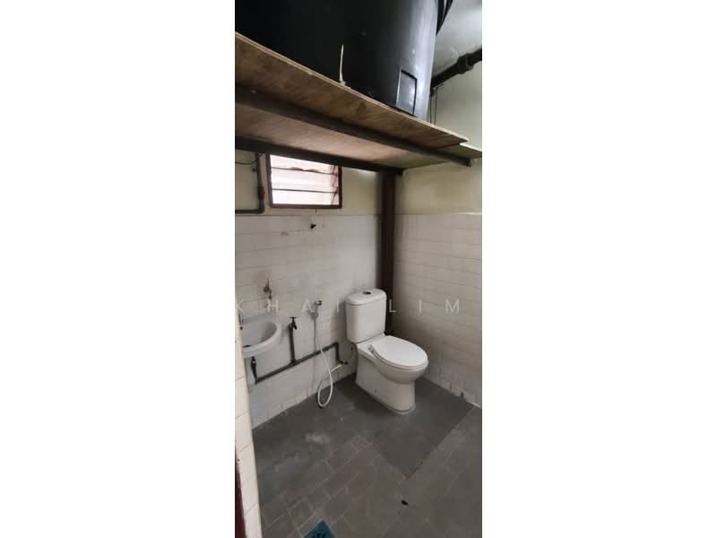Flat for Rent at SS 13 Flat - Khai Lim - Bathroom - PropertyGuru.com.my