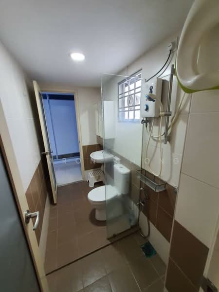Townhouse for Sale in Seri Kembangan (Selangor) - Aaron Chong - Bathroom - PropertyGuru.com.my