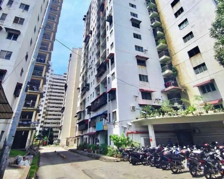 Pangsapuri untuk Dijual di Pangsapuri Permai - Jojo Ng - Exterior - PropertyGuru.com.my