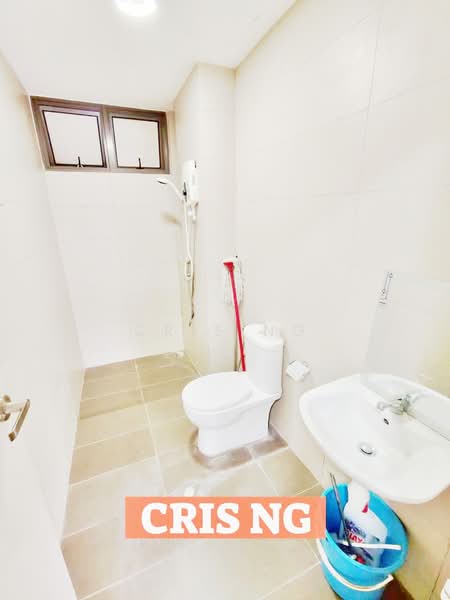 Kondominium untuk Dijual di Skycube - Cris Ng - Bathroom - PropertyGuru.com.my