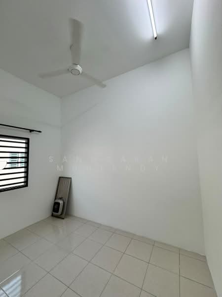 1-storey Terraced House for Rent in Lunas (Kedah) - Sanggaran Muniandy - Bedroom - PropertyGuru.com.my
