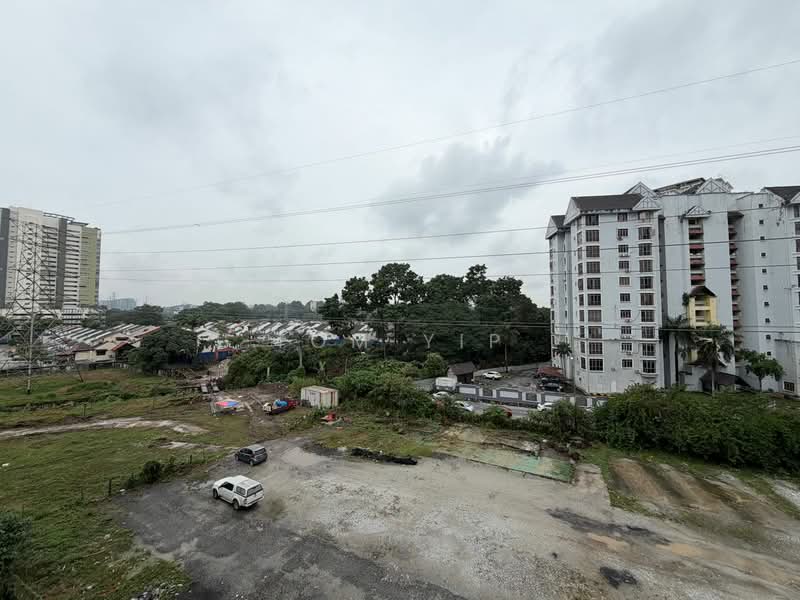 Pangsapuri untuk Dijual di Subang Ville Ehsan - Tom Yip - Exterior - PropertyGuru.com.my