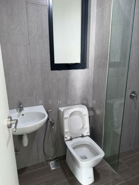 Kediaman Servis untuk Disewa di Geo Bukit Rimau - Hong Ng - Bathroom - PropertyGuru.com.my