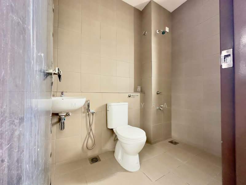 2-storey Terraced House for Sale in Klang (Selangor) - Maya Myra - Bathroom - PropertyGuru.com.my