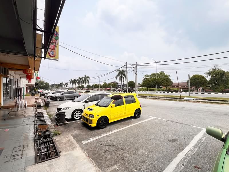 Shop for Rent in Teluk Intan (Perak) - Kevin Chai - Exterior - PropertyGuru.com.my