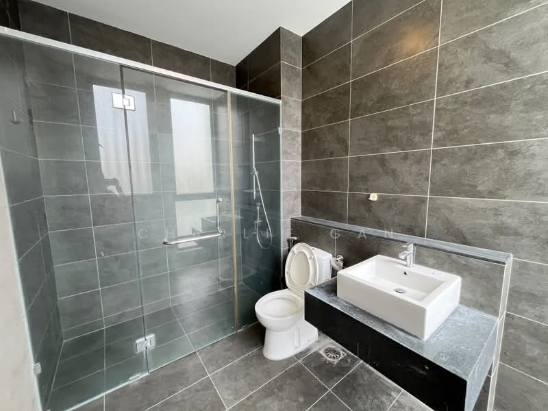 2-storey Terraced House for Sale in Kota Kemuning (Shah Alam) - Charlie Gan - PropertyGuru.com.my