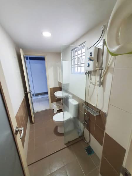 Townhouse for Sale in Seri Kembangan (Selangor) - Jason Tan - Bathroom - PropertyGuru.com.my