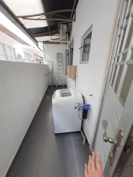 Townhouse for Sale in Seri Kembangan (Selangor) - Jason Tan - Exterior - PropertyGuru.com.my