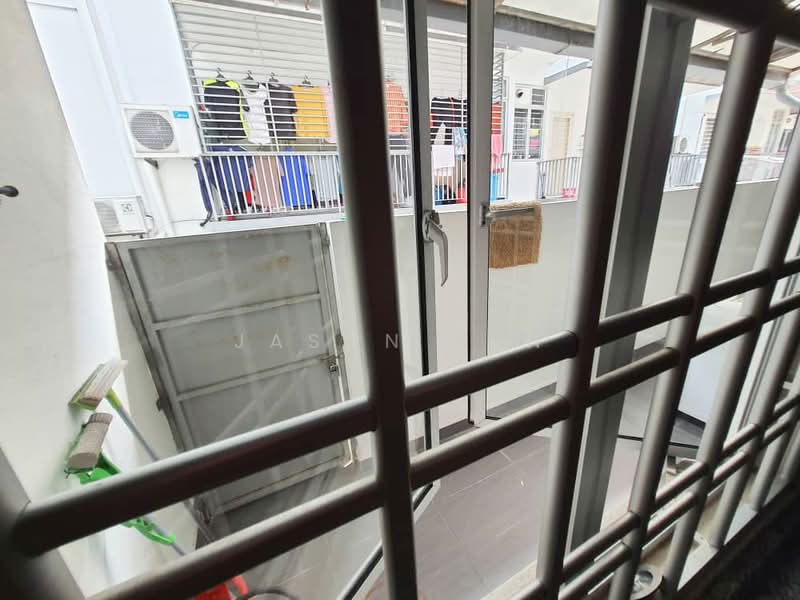 Townhouse for Sale in Seri Kembangan (Selangor) - Jason Tan - Exterior - PropertyGuru.com.my