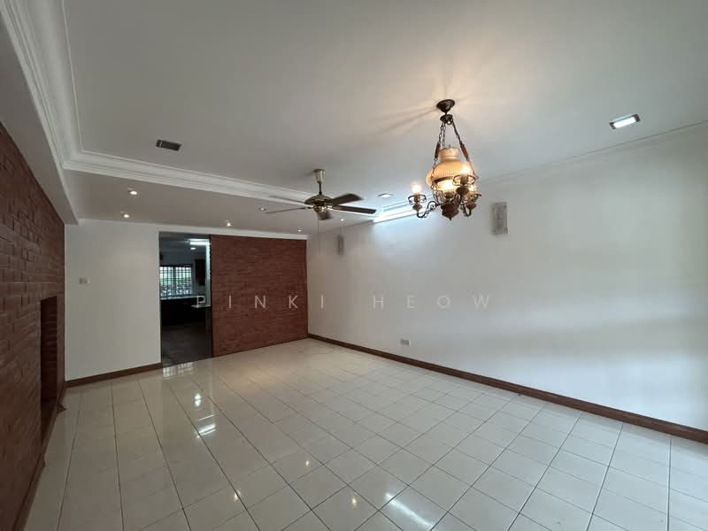 Rumah Teres 2 Tingkat untuk Dijual di Taman Puncak Jalil (Seri Kembangan) - Pinki Heow - PropertyGuru.com.my