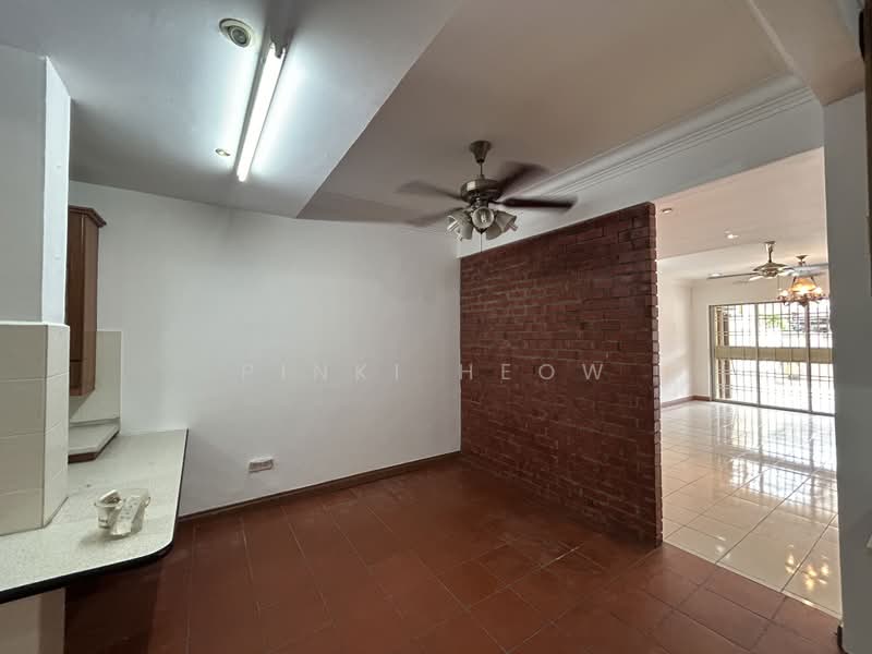 Rumah Teres 2 Tingkat untuk Dijual di Taman Puncak Jalil (Seri Kembangan) - Pinki Heow - PropertyGuru.com.my