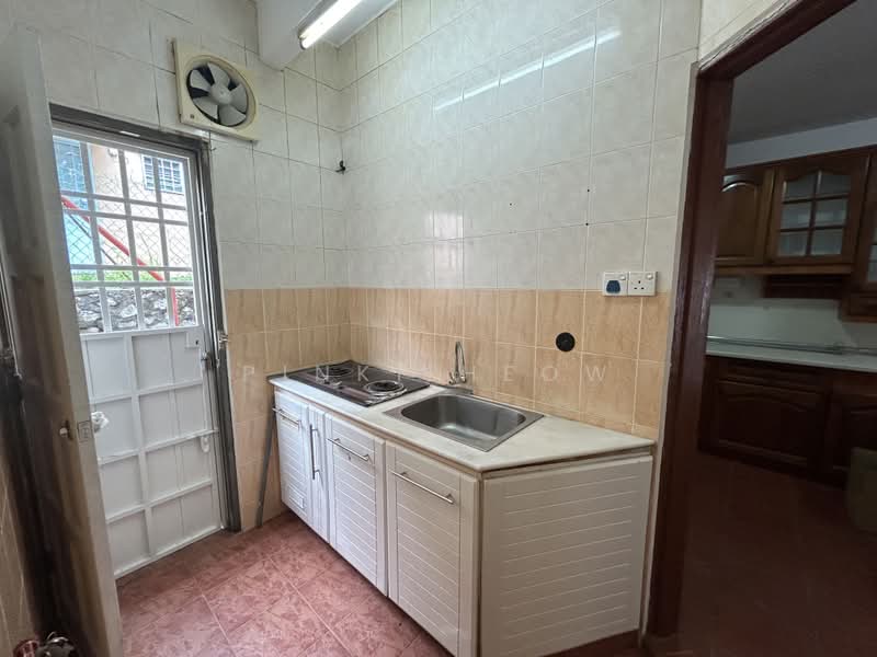 Rumah Teres 2 Tingkat untuk Dijual di Taman Puncak Jalil (Seri Kembangan) - Pinki Heow - PropertyGuru.com.my