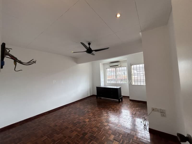 Rumah Teres 2 Tingkat untuk Dijual di Taman Puncak Jalil (Seri Kembangan) - Pinki Heow - PropertyGuru.com.my