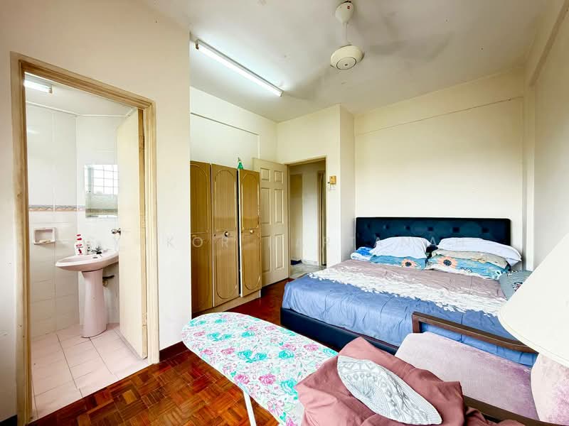 Pangsapuri untuk Dijual di Pangsapuri Cendana - Syukor Hartanah - Bedroom - PropertyGuru.com.my