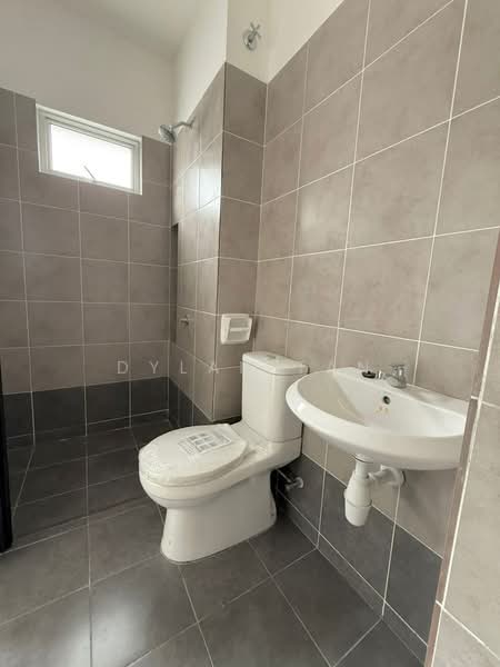 2-storey Terraced House for Sale in Iskandar Puteri (Nusajaya) (Johor) - Dylan Tan - Bathroom - PropertyGuru.com.my