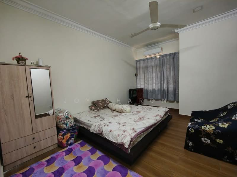2-storey Terraced House for Sale in Bandar Utama 7 (Bandar Utama) - Joy Sharon - Bedroom - PropertyGuru.com.my