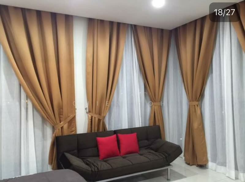 Sofo for Sale in Damansara Jaya (Petaling Jaya) - Chien Koh - Living Room - PropertyGuru.com.my