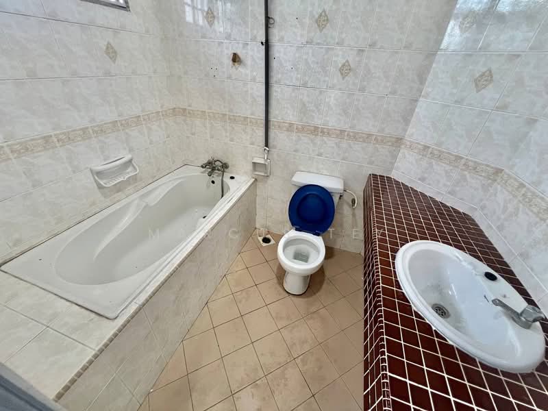 2-storey Terraced House for Sale in Taman Mutiara (Pontian) - Marcus Tey - Bathroom - PropertyGuru.com.my